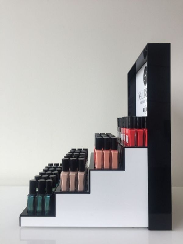 NAILBERRY DISPLAY